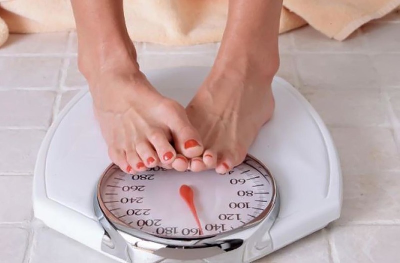 Sụt cân không kiểm soát, không rõ nguyên nhân có thể là biểu hiện của suy nhược cơ thể